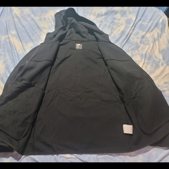 Nike Jacket - Picture 6 of 6